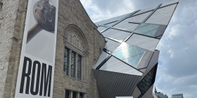 front entrance at the Royal Ontario Museum