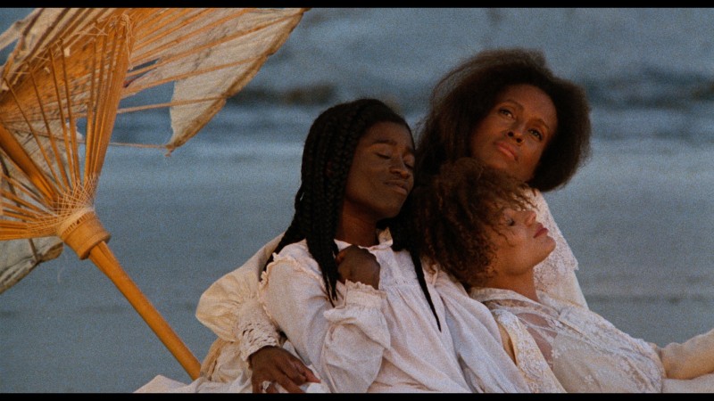  Daughters of the Dust film still