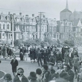 In 1929, art classes with Group of Seven member Arthur Lismer had lines around the block