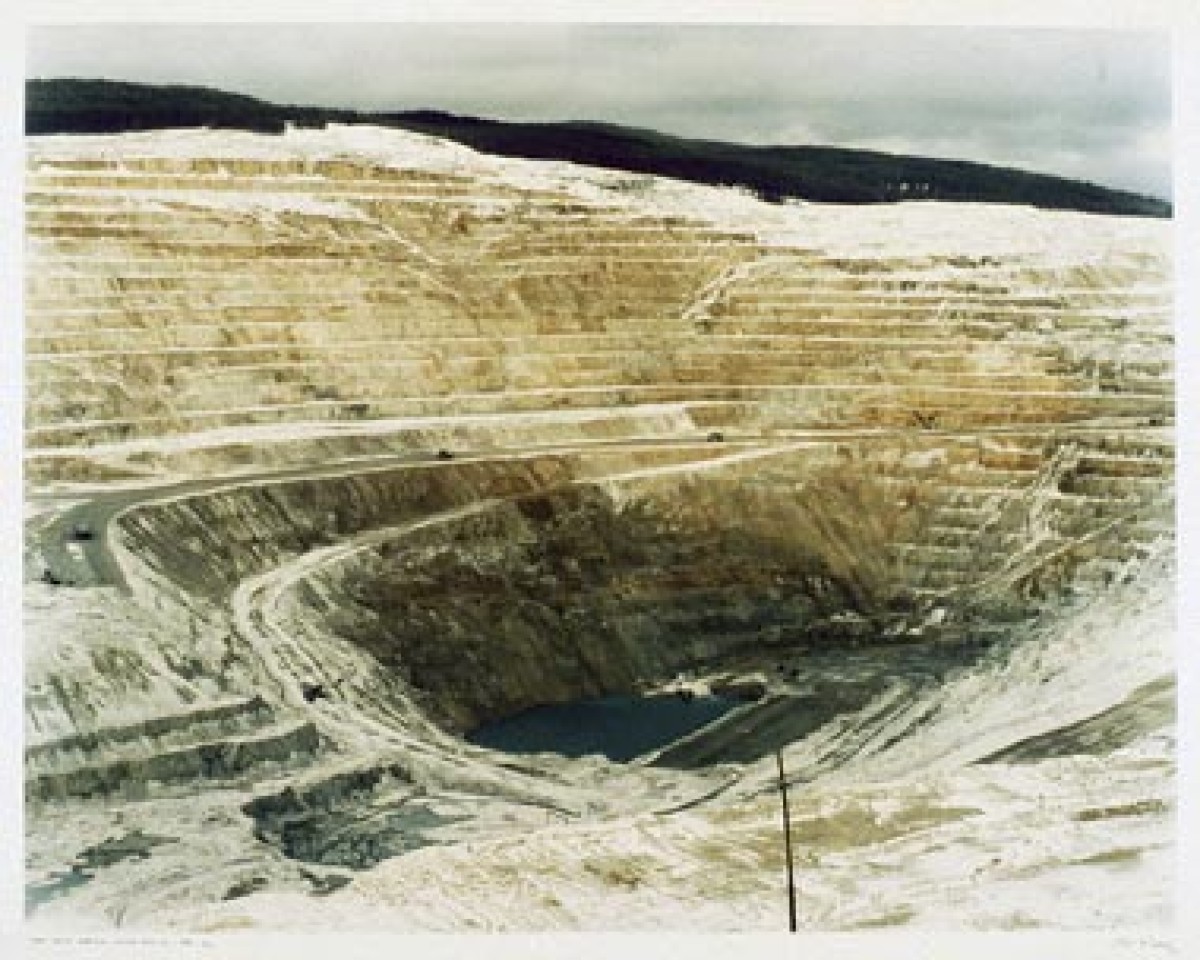 Edward Burtynsky "Lornex Open Pit Copper Mine #17, Highland Valley, BC", 1983