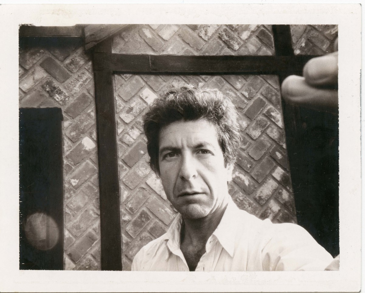 Black and white self portrait photo of Leonard Cohen from 1972