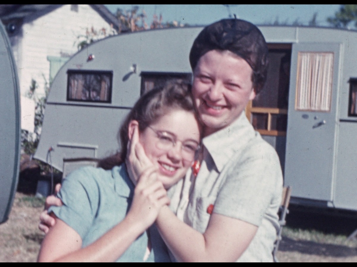 Rick Prelinger, Home movies of the home: Woman Hugging Woman