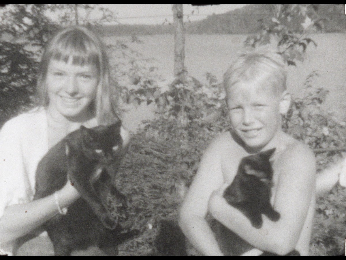 Rick Prelinger, Home movies of the home: Children Holding Black Cats