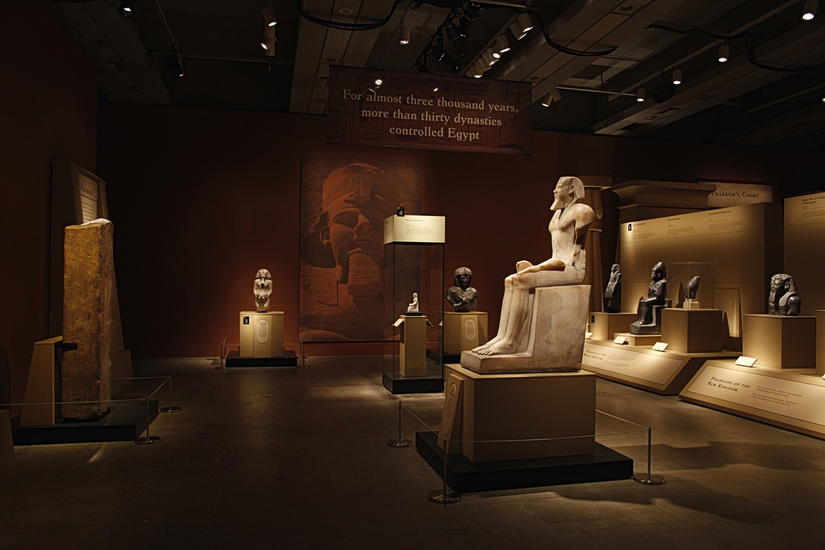 Installation view: King Tut: The Golden King and the Great Pharaohs, 2009