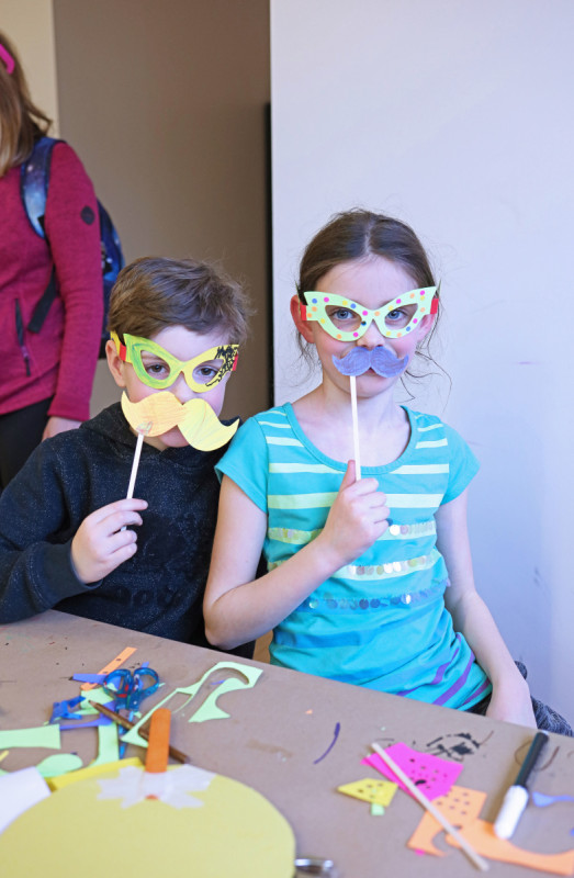 Children's artmaking activity