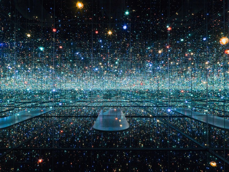 Yayoi Kusama: Infinity Mirrors | Art Gallery of Ontario