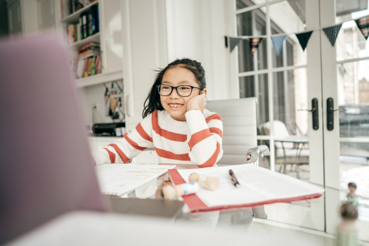 child at computer